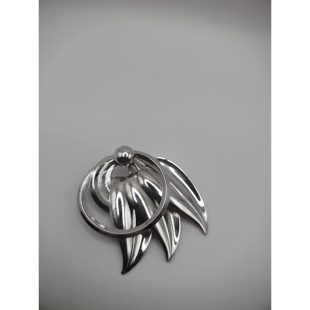 Vintage Coro Womens Brooch Silver Spherical Leaves Jewelry Costume Elegant